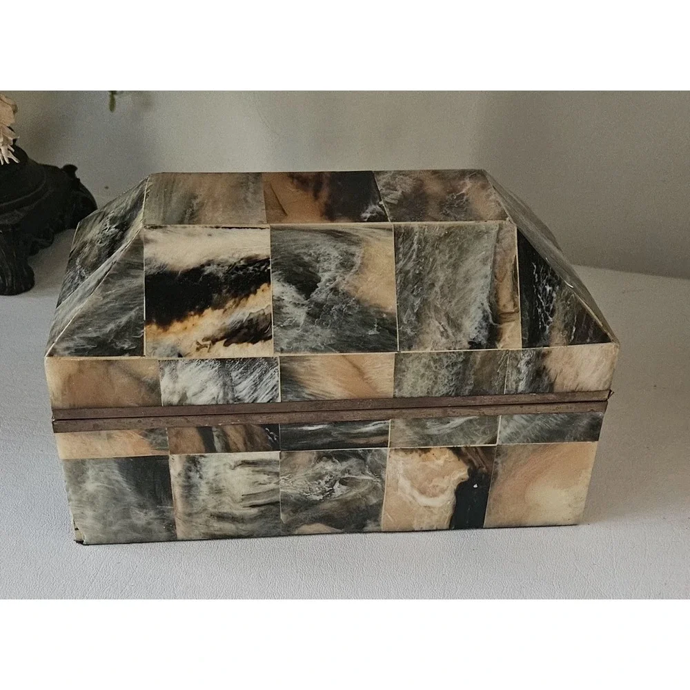 Vintage Tessellated Horn Trinket Box With Brass Trim